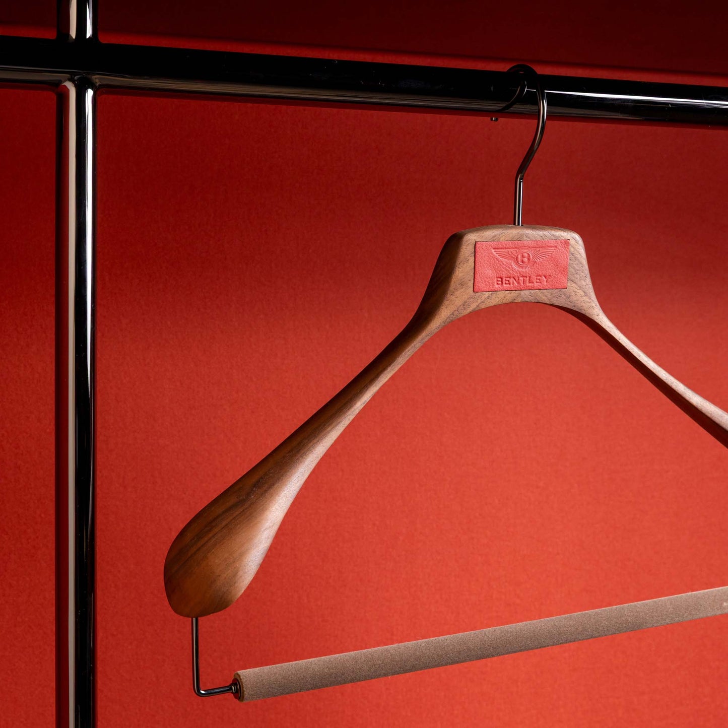 Bentley Home Linden Clothes Rack cabinet detail