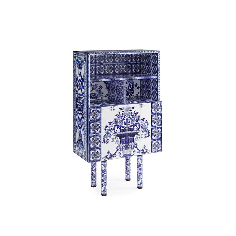 dolce-gabbana-casa-eolo-tall-cabinet-blu-mediterraneo-open