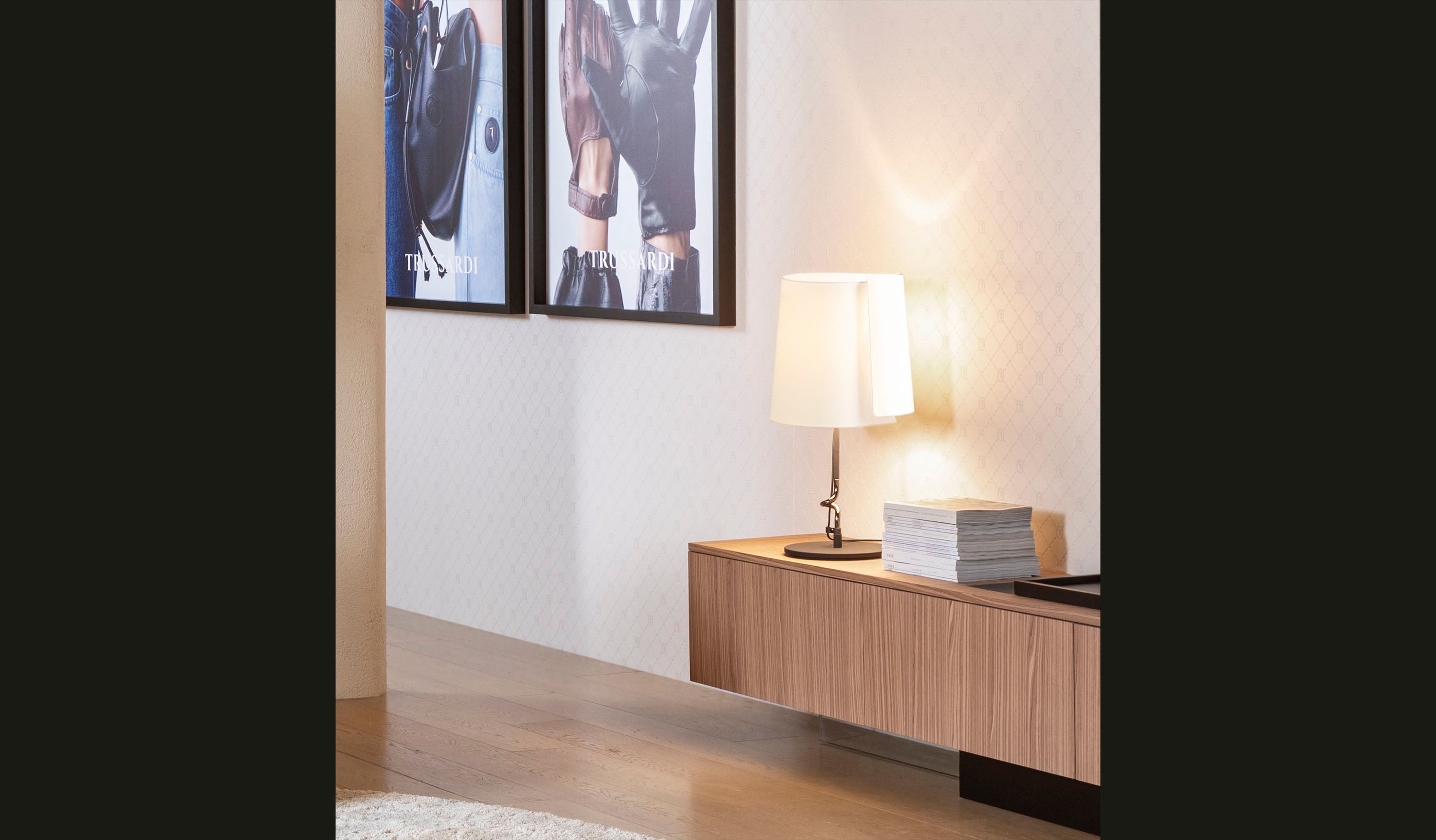 Trussardi Casa - Hug table lamp_foto ambientata-1