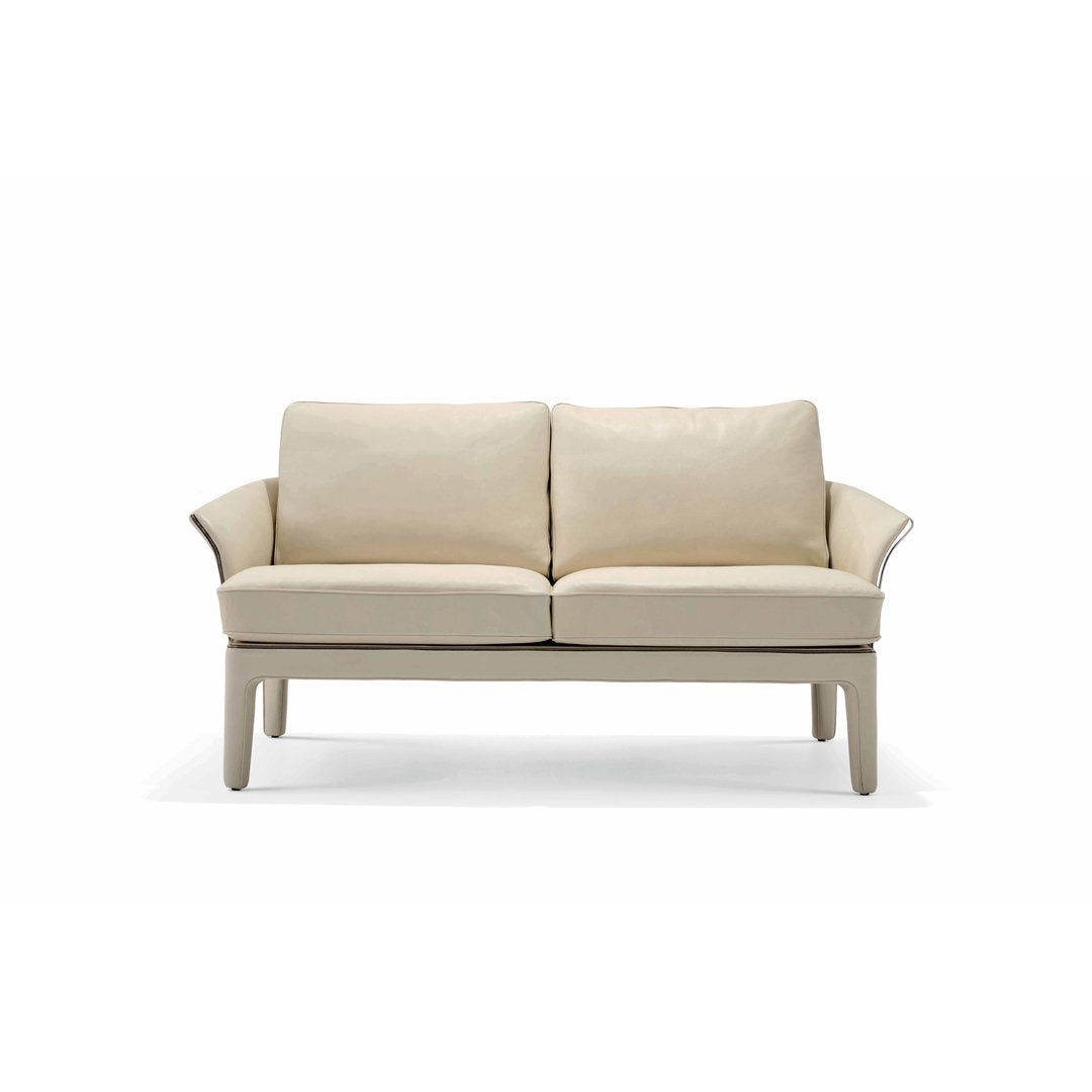 versace-home-medusa-trono-sofa-front