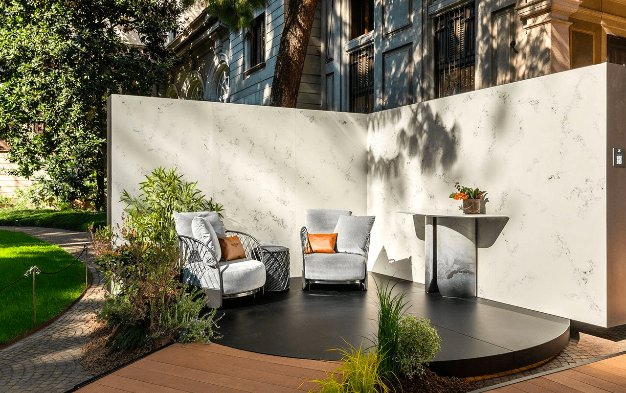 Bentley Home - Atelier - Outdoor furniture set up