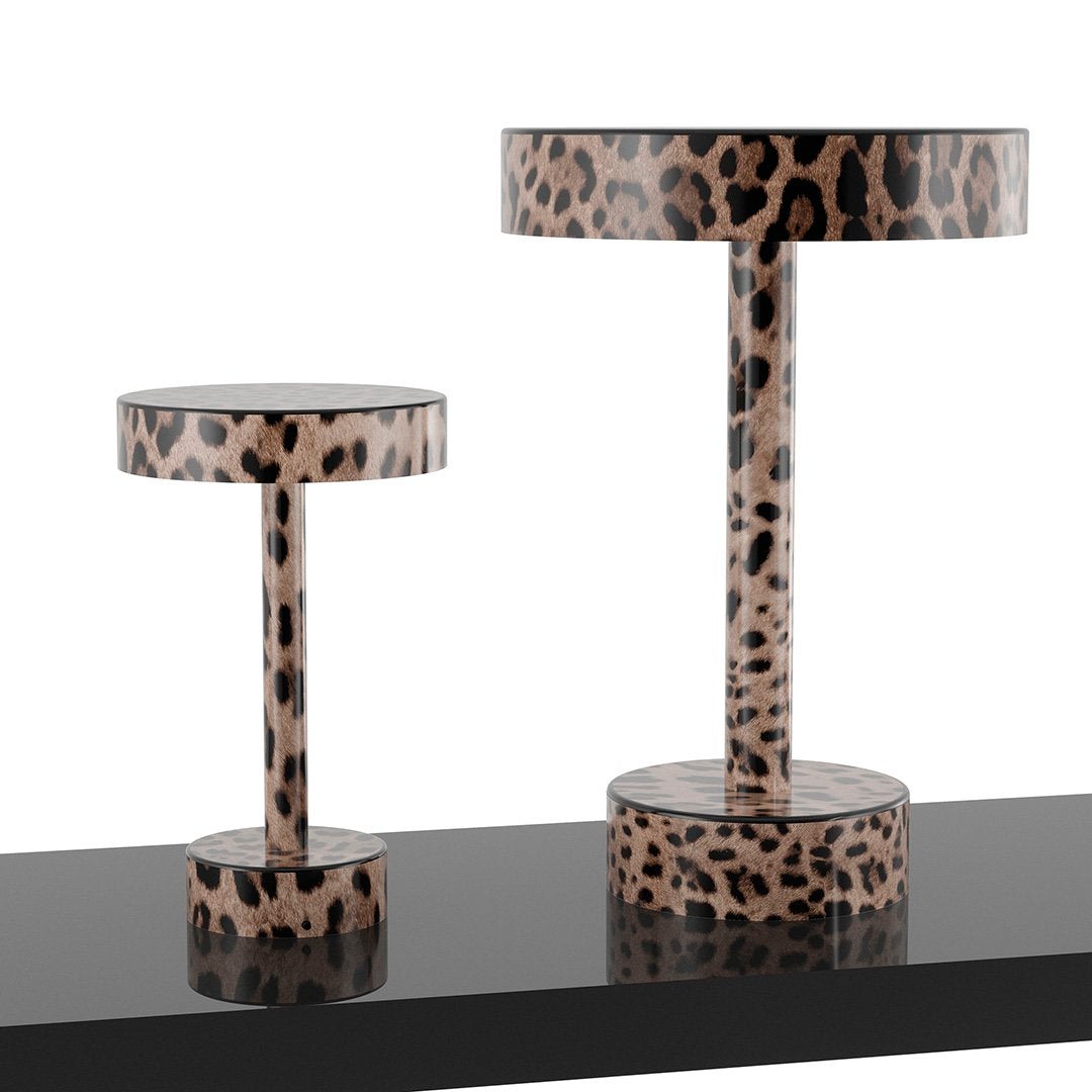 Iside table lamp