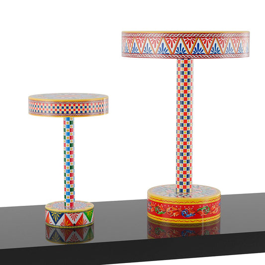 Iside table lamp