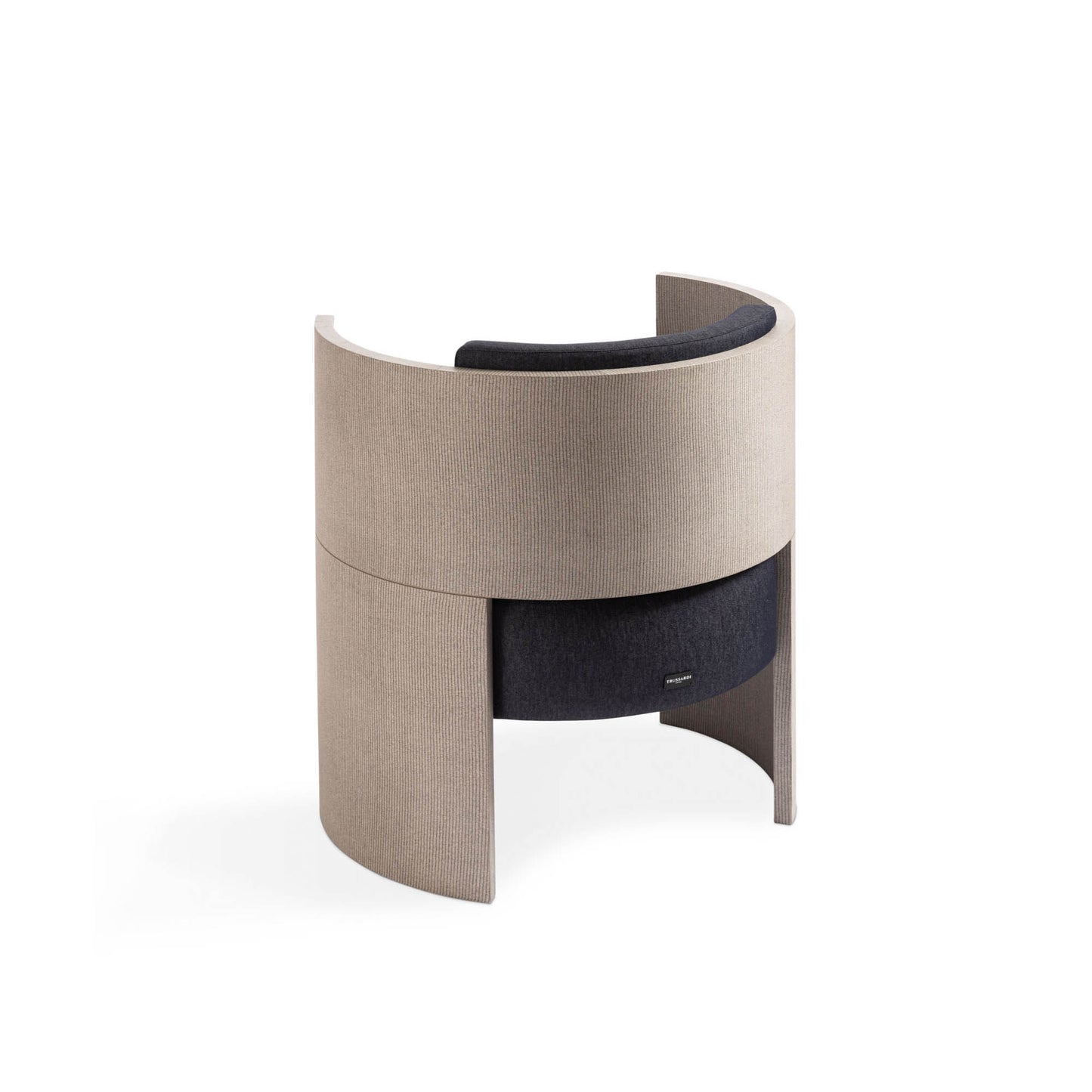 Mono armchair