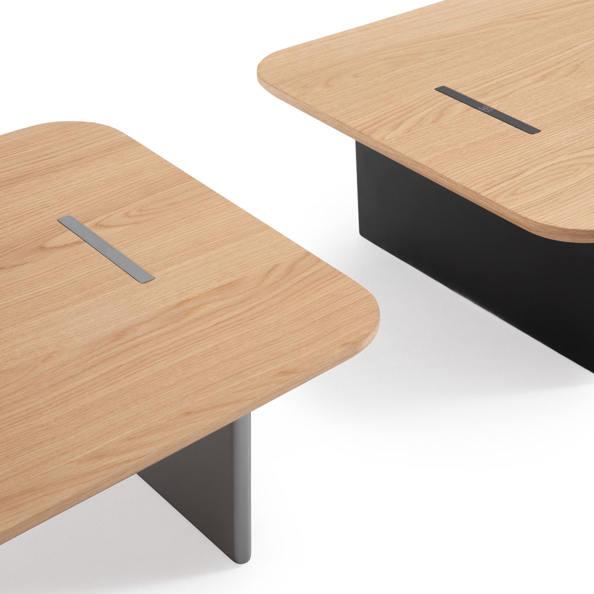Type_10 coffee table