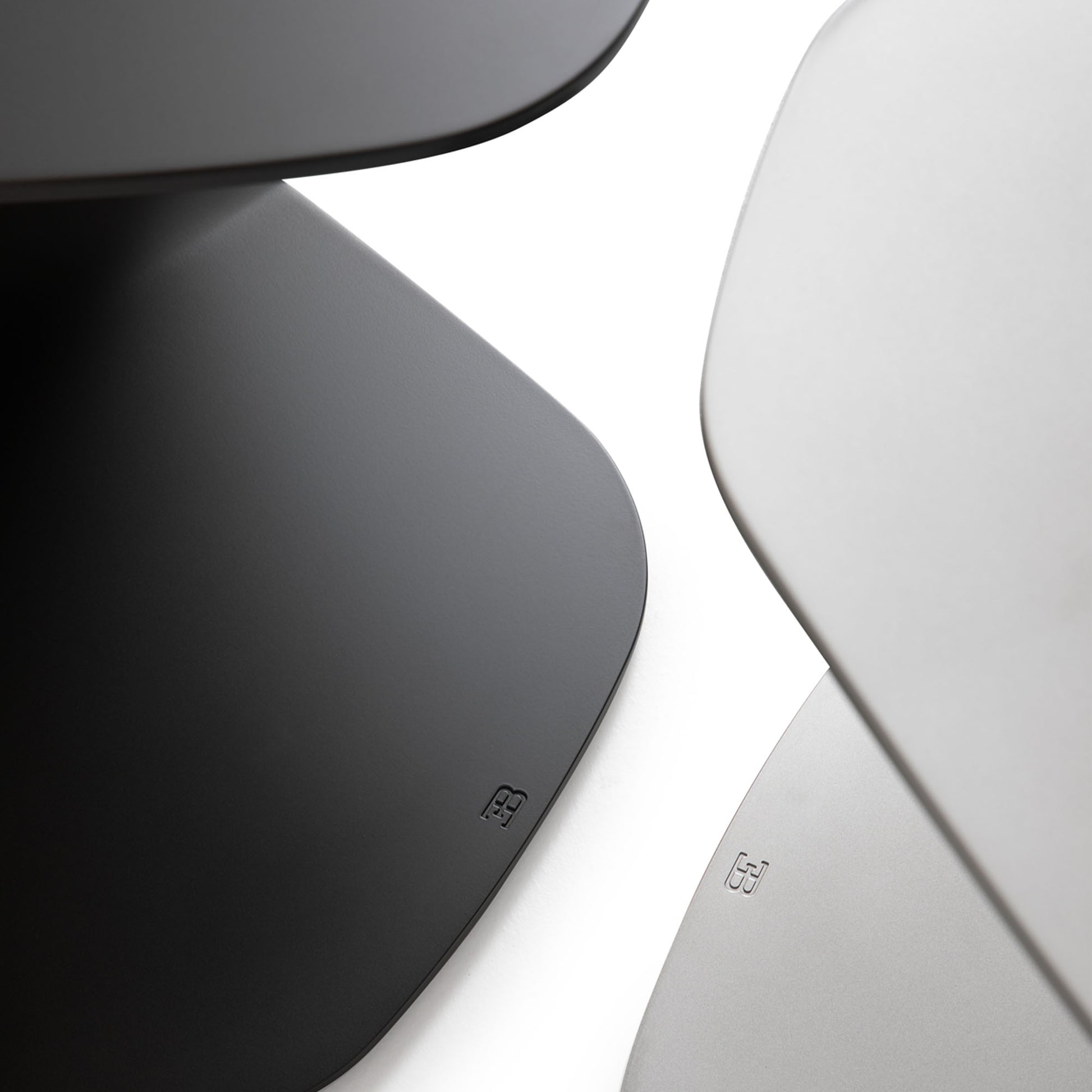 Type_11 side table
