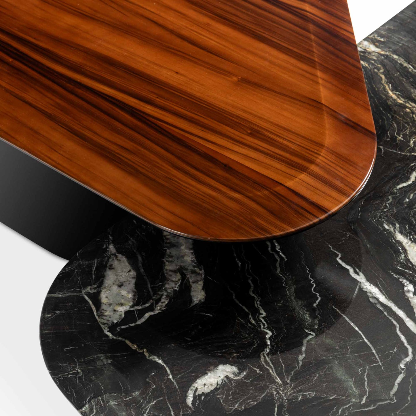 Liquid ambar Dovedale coffee table by Bentley Home detail picture