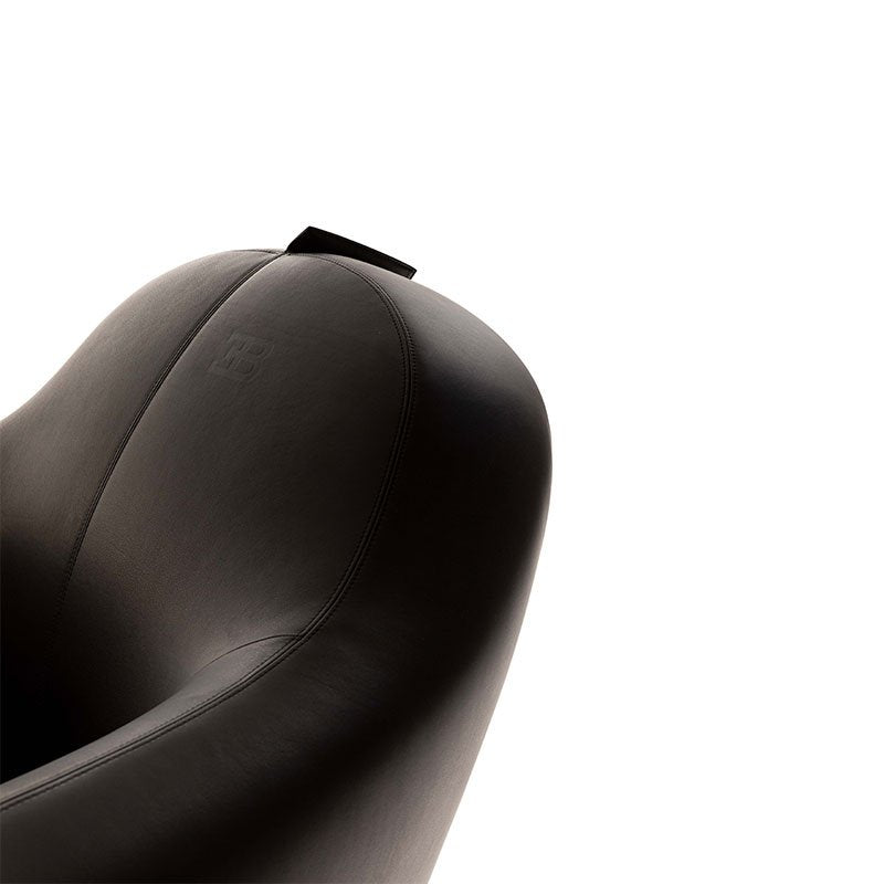 bugatti-home-noire-armchair-detail