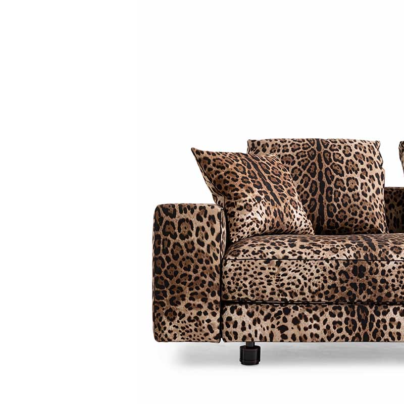 DOLCE&GABBANA ミンクティペット ヒョウ柄 Azalea sofa - Dolce e Gabbana Casa | LLG – Luxury Living Group