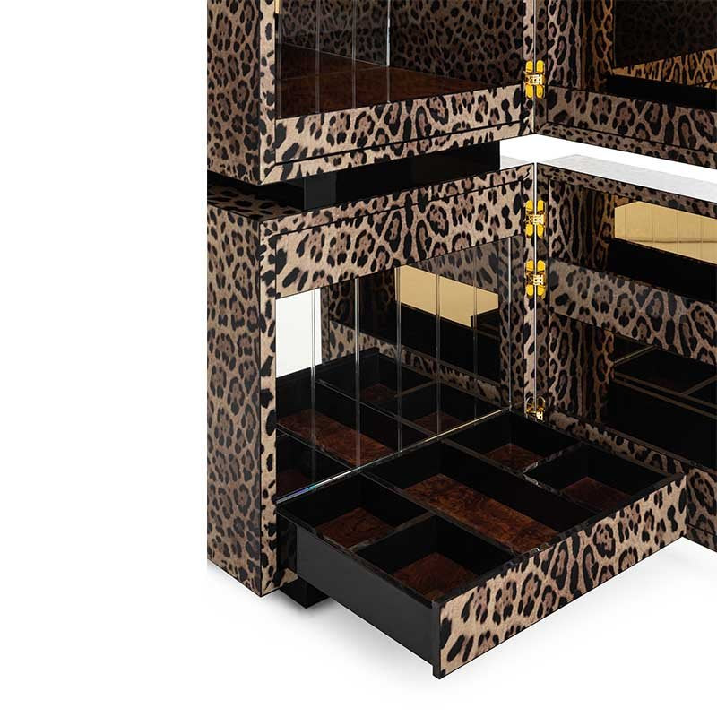 dolce-gabbana-casa-cupido-bar-cabinet-leopardo-detail