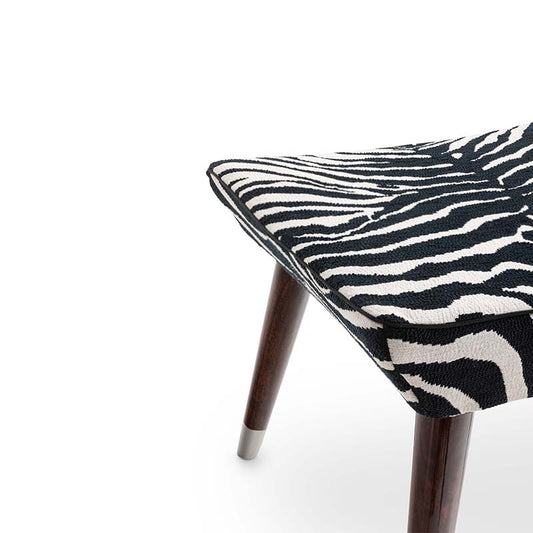 dolce-gabbana-casa-genziana-ottoman-zebra-detail