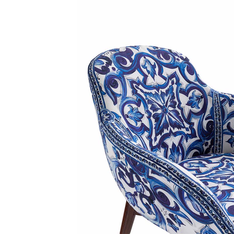 dolce-gabbana-casa-lavanda-armchair-blu-mediterraneo-detail