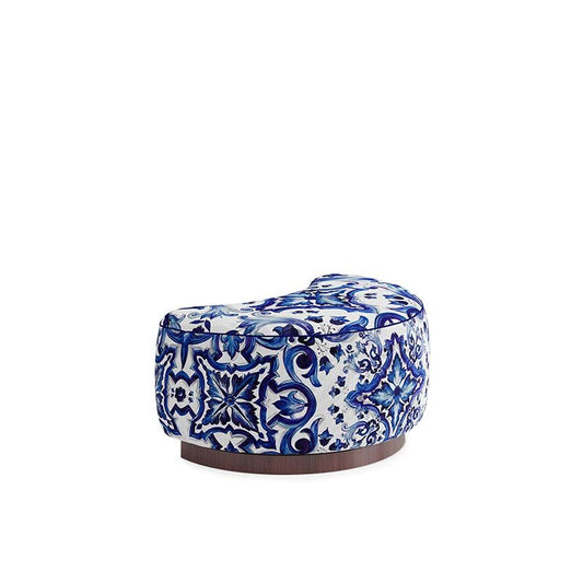 dolce-gabbana-casa-planetario-mercurio-ottoman-blu-mediterraneo