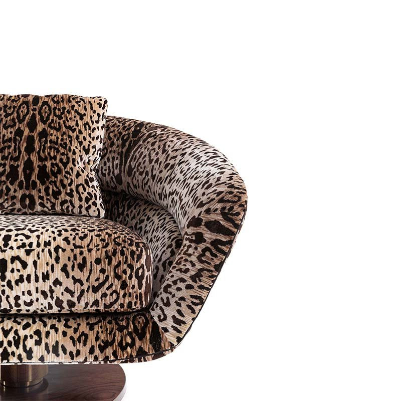 dolce-gabbana-casa-rosa-armchair-leopardo-detail