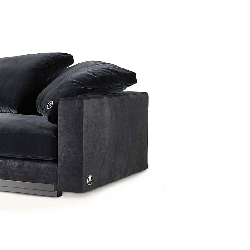 luxence-andy-sofa-black-front-detail