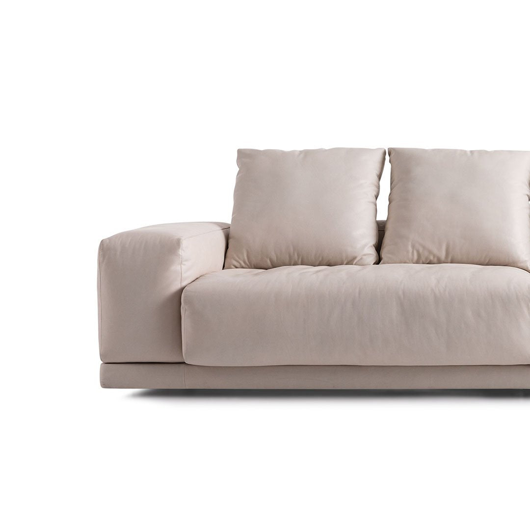 luxence-luxury-living-cabo-pure-sofa-front-detail