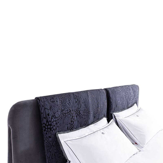 luxence-luxury-living-dreamy-bed-detail