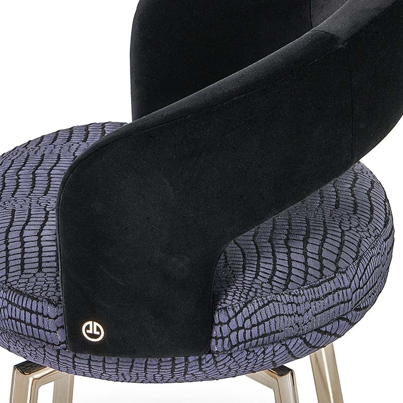 luxence-luxury-living-martha-armchair-black-detail
