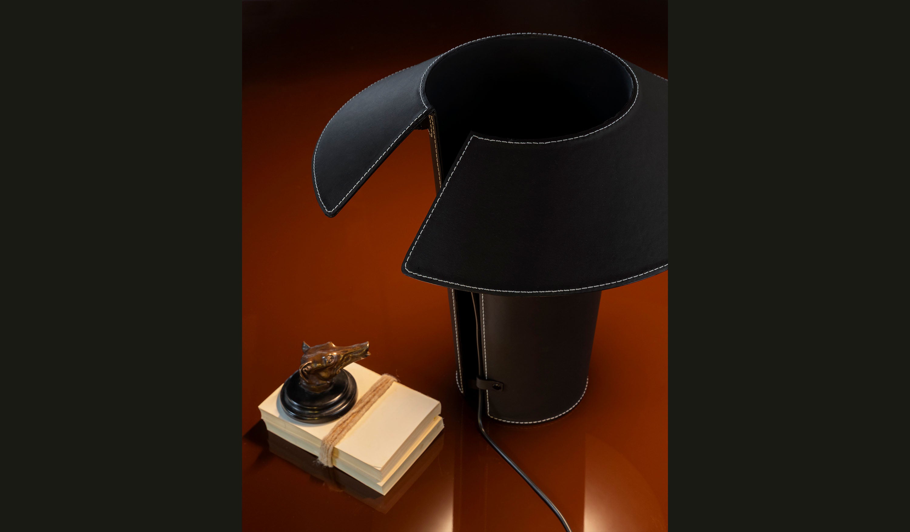 Trussardi Casa - Necky table lamp_foto ambientata-1