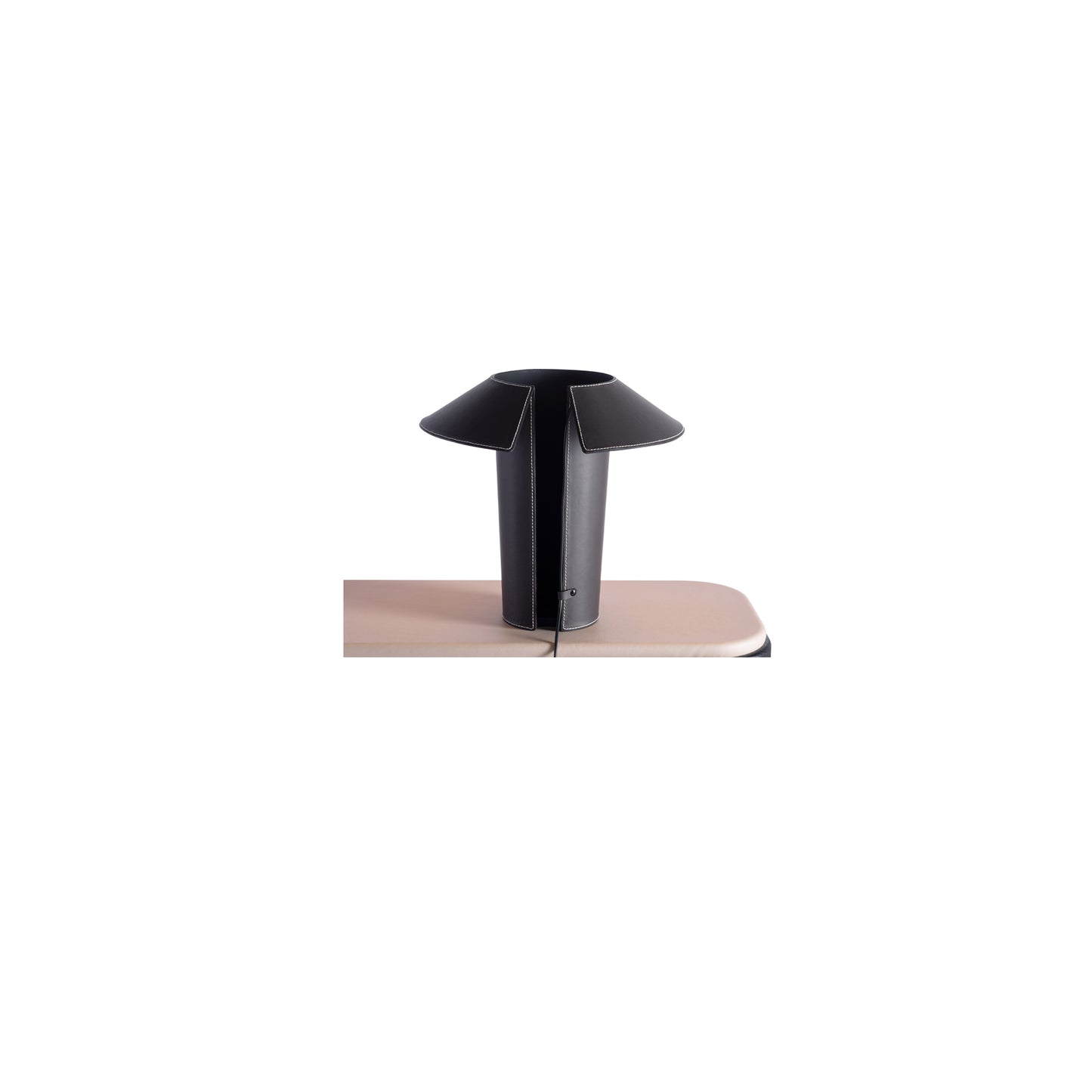 Trussardi Casa Necky table lamp back