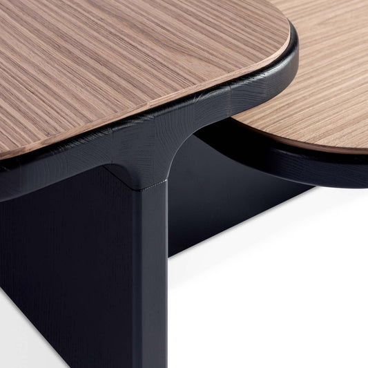 Trussardi Casa Neli coffee table stried walnut detail